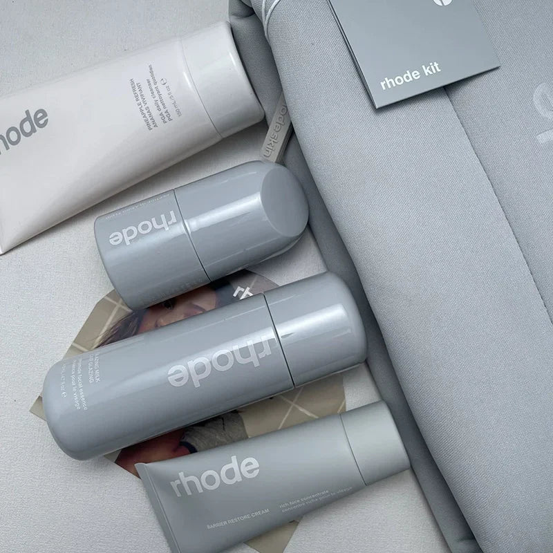 INS Lip Balm Moisturizing Mirror Lip Gloss Vanilla Cake Lemontini Glazing Milk Pbj Sugar Cookle Lipstick Transparent Oil Makeup