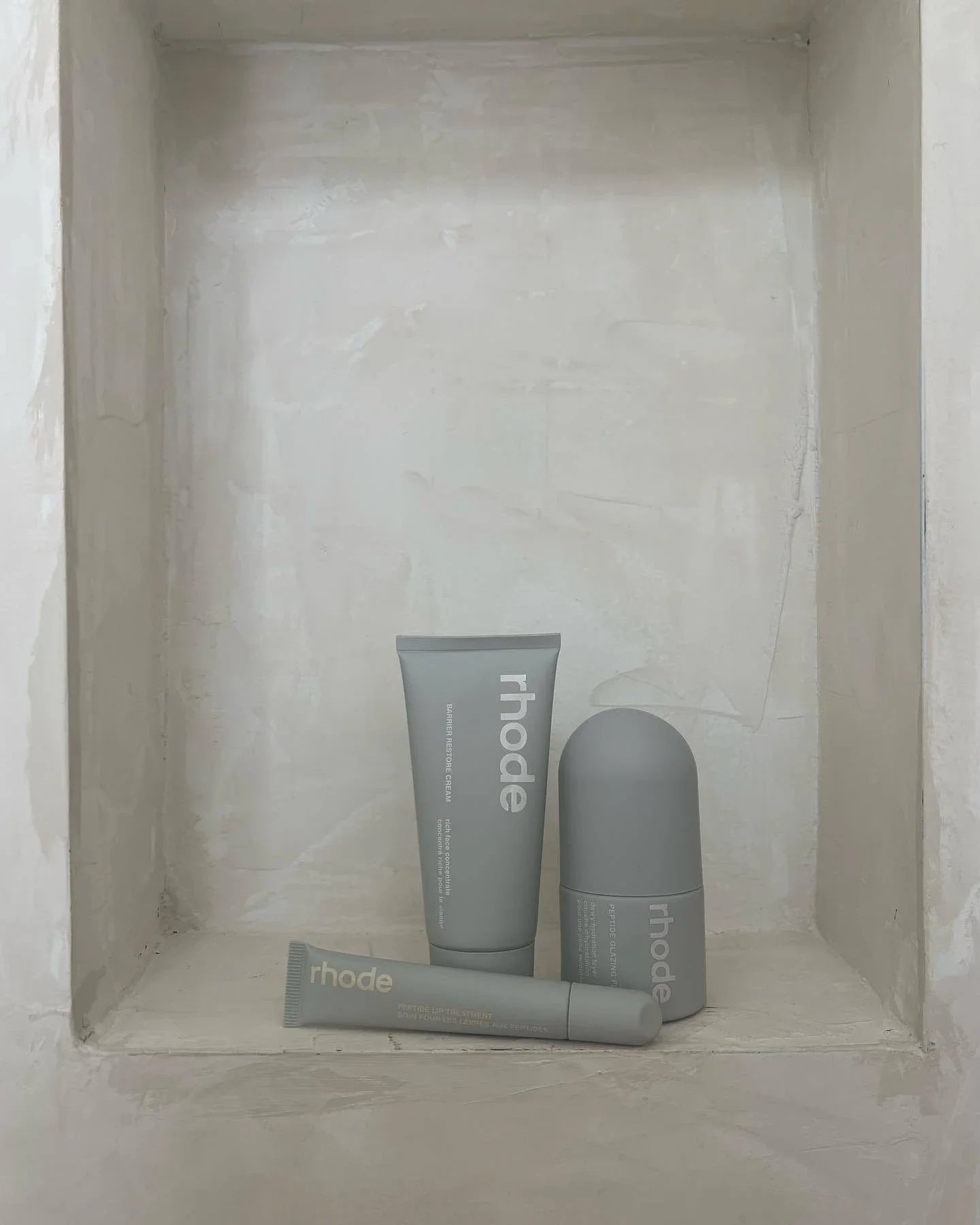 INS Lip Balm Moisturizing Mirror Lip Gloss Vanilla Cake Lemontini Glazing Milk Pbj Sugar Cookle Lipstick Transparent Oil Makeup